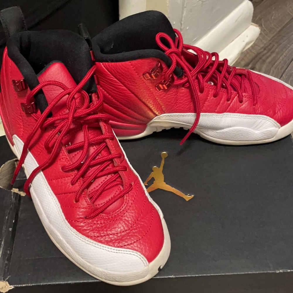 Jordan 12’s